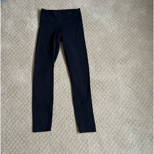 Lulu lemon cropped leggings size 2 black